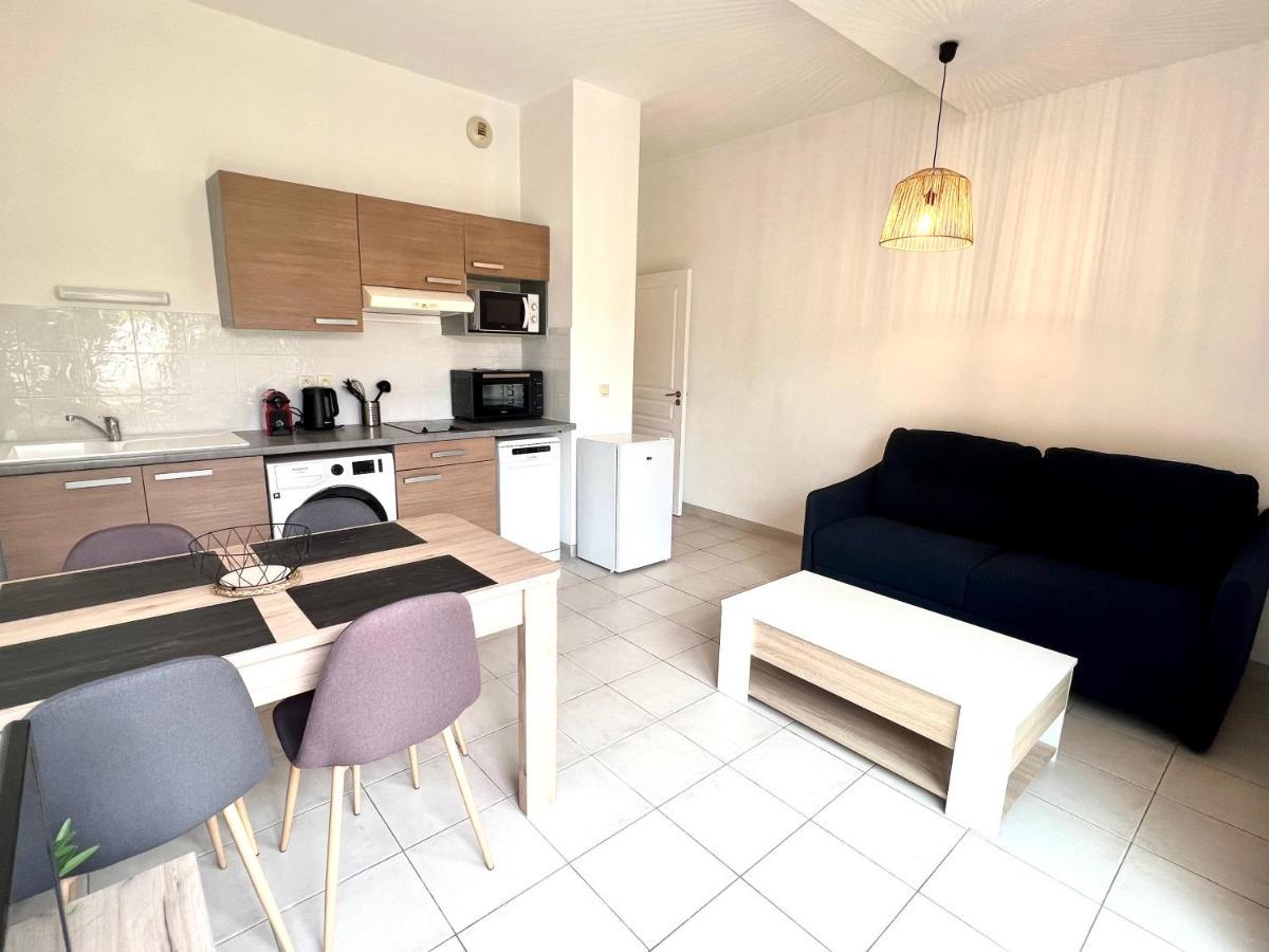 Lrx-0049 - Appartement Avec Exterieur Aytré Exterior foto